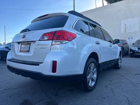Used 2013 Subaru Outback 2.5i Limited image 22