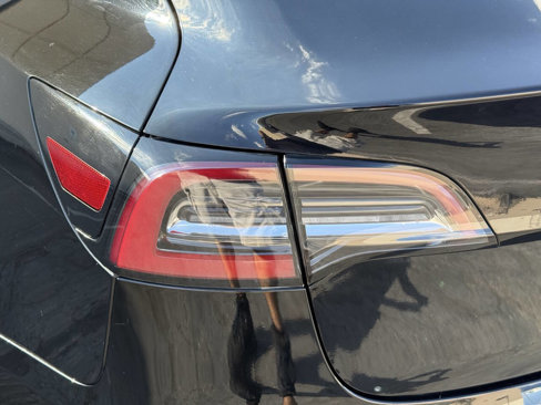 Used 2019 Tesla Model 3 Standard Range Plus image 35