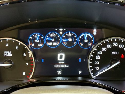 Used 2017 Cadillac XT5 Platinum image 10