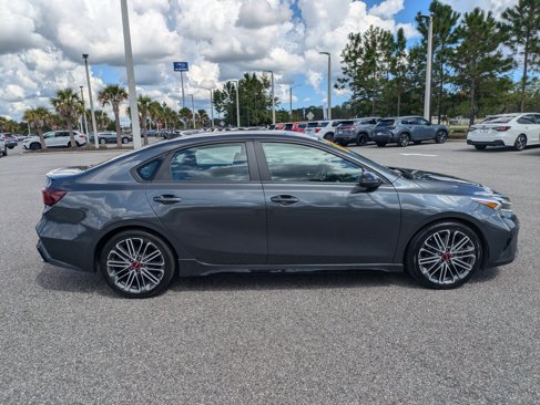 Used 2022 Kia Forte GT w/ GT Technology Package image 3