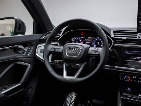 New 2025 Audi Q3 2.0T Premium image 17