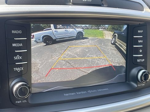 Used 2019 Kia Sorento EX w/ EX Touring Package image 20