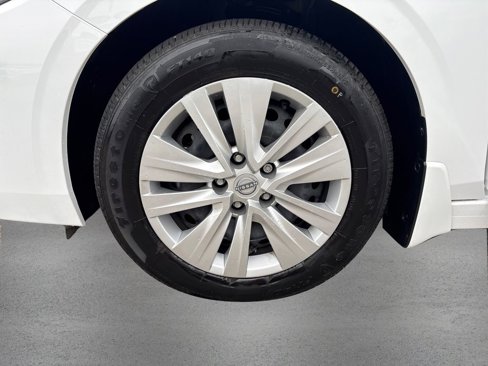 Certified 2025 Nissan Sentra S image 12
