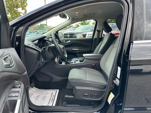 Used 2018 Ford Escape SE w/ SE Sync 3 Package image 10