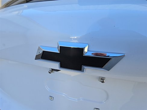 New 2025 Chevrolet Equinox LT w/ Safety and Technology Package image 31