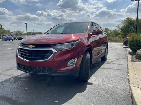 Used 2019 Chevrolet Equinox LT image 3