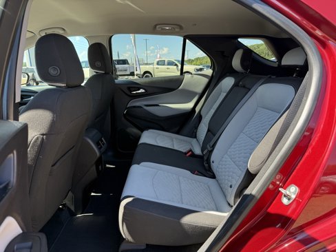 Used 2018 Chevrolet Equinox LT image 15