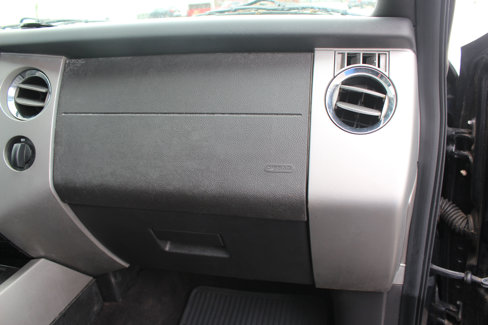 Used 2011 Ford Expedition EL Limited image 45