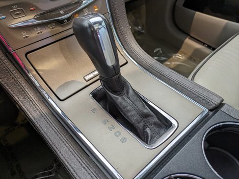 Used 2014 Lincoln MKX FWD w/ Equipment Group 102A image 13