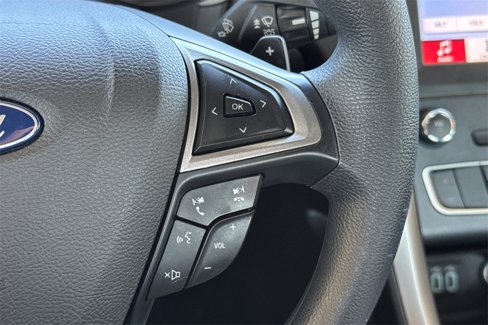 Used 2019 Ford Fusion SE image 34