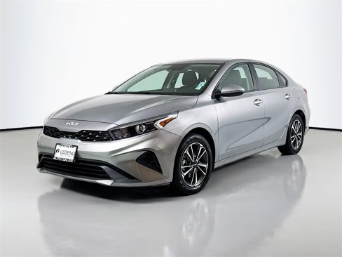 Used 2024 Kia Forte LXS image 1