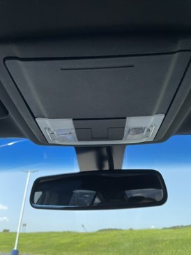 Used 2018 Ford Taurus SEL image 25