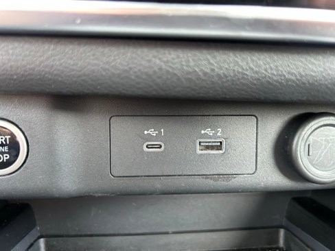 Used 2023 Nissan Rogue SV image 24