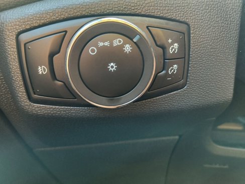 Used 2019 Ford EcoSport Titanium image 21