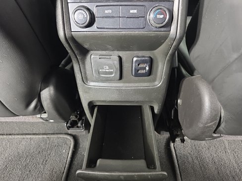 Used 2017 GMC Acadia SLT image 41