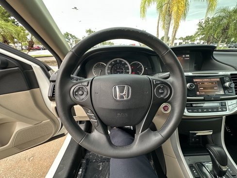 Used 2014 Honda Accord EX-L image 17