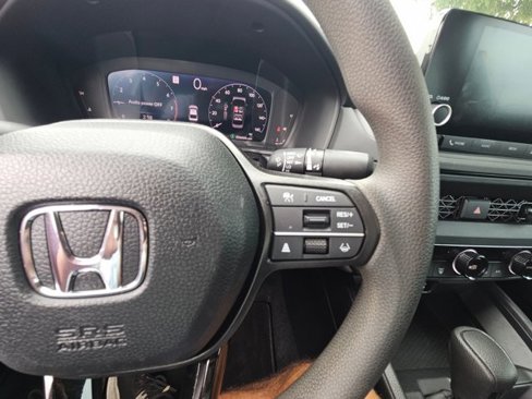 Certified 2024 Honda Accord EX image 21