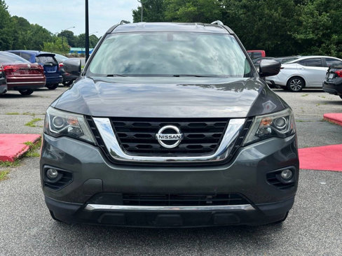 Used 2018 Nissan Pathfinder SV image 10