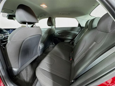 Used 2023 Hyundai Elantra SEL w/ Convenience Package image 22