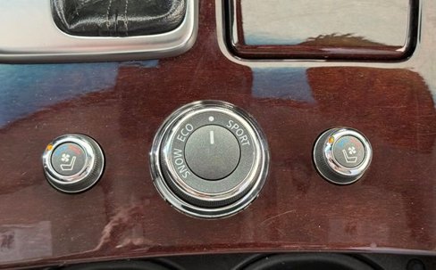 Used 2016 INFINITI Q70 L 3.7 w/ Technology Package image 12