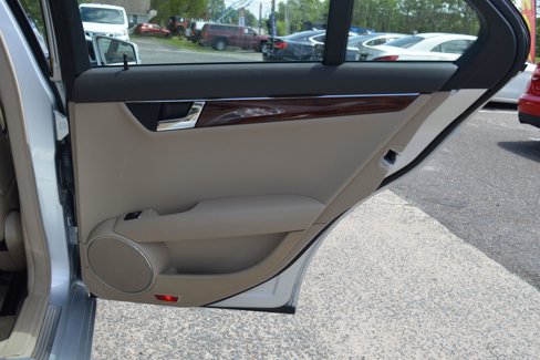 Used 2011 Mercedes-Benz C 300 4MATIC Sedan image 28