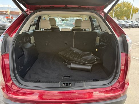 Used 2018 Ford Edge Titanium w/ Technology Package image 32