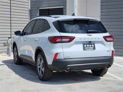 New 2025 Ford Escape ST-Line w/ Equipment Group 301A image 3