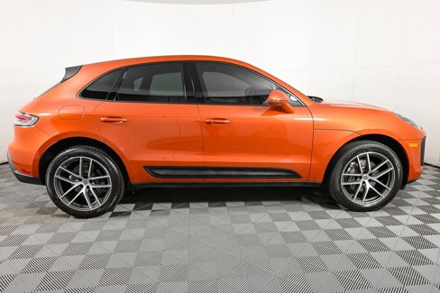 Certified 2022 Porsche Macan image 29