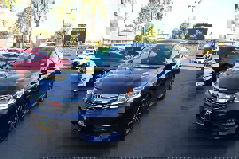 Used 2017 Honda Accord Sport image 4
