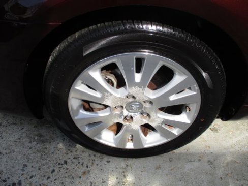 Used 2009 Toyota Avalon XLS image 9