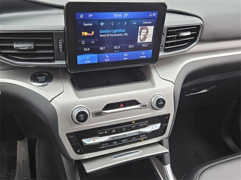 Used 2022 Ford Explorer XLT w/ Equipment Group 202A image 20