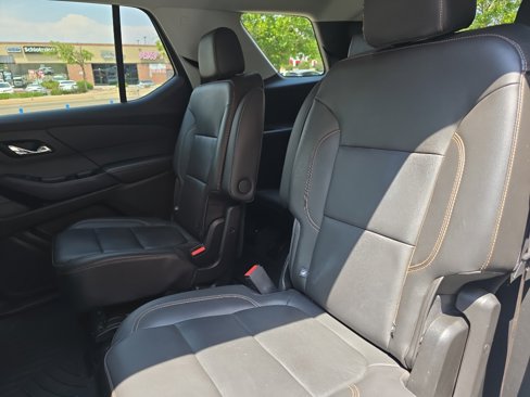 Used 2021 Chevrolet Traverse LT w/ LT Premium Package image 30