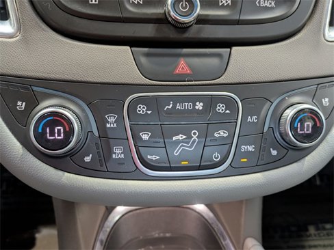 Used 2016 Chevrolet Malibu Premier w/ Driver Confidence Package II image 15