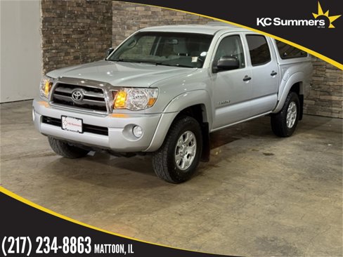 Used 2010 Toyota Tacoma PreRunner image 1