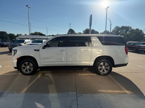 Certified 2021 GMC Yukon XL SLE image 5