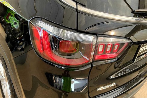 Certified 2023 Jeep Compass Sport image 28