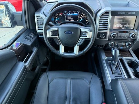 Used 2015 Ford F150 Platinum w/ Equipment Group 701A Luxury image 25