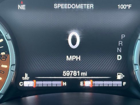 Used 2016 Jeep Renegade Trailhawk w/ Premium Trailhawk Package image 42