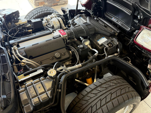 Used 1993 Chevrolet Corvette Convertible image 11