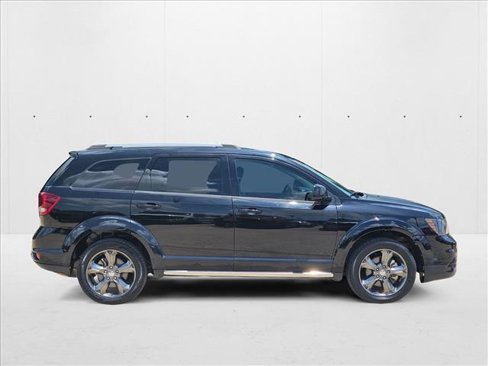 Used 2015 Dodge Journey Crossroad w/ Flexible Seating Group image 4