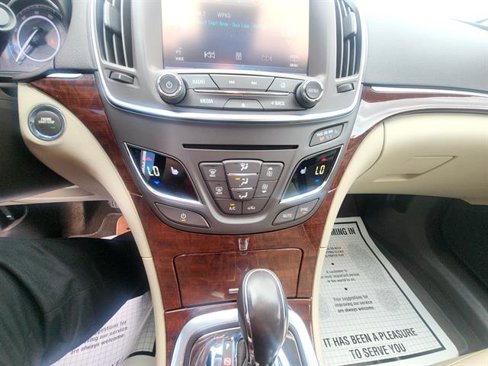 Used 2015 Buick Regal Premium w/ Experience Buick Package image 30