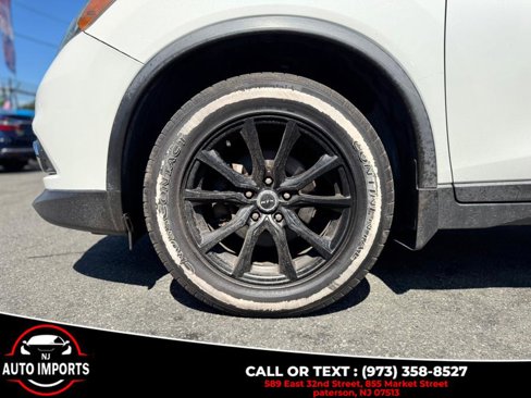 Used 2016 Nissan Rogue SV image 36