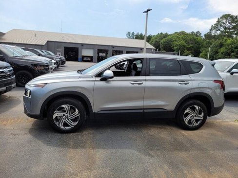Used 2023 Hyundai Santa Fe SE w/ Cargo Package image 5