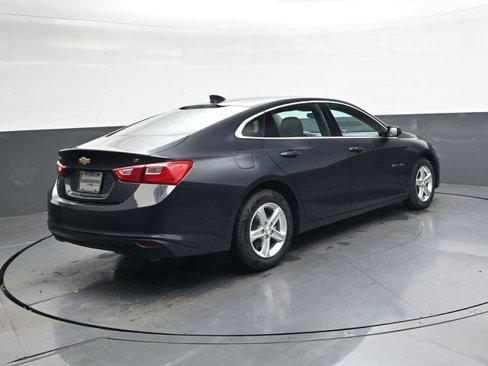 Used 2023 Chevrolet Malibu LT w/ Driver Confidence Package image 4