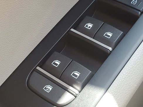 Used 2023 Kia Soul LX image 29