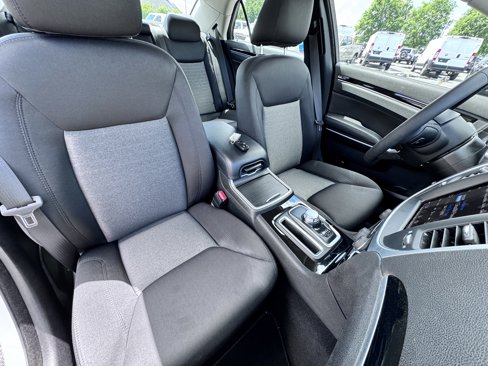 Used 2023 Chrysler 300 Touring w/ Sport Appearance Package image 16