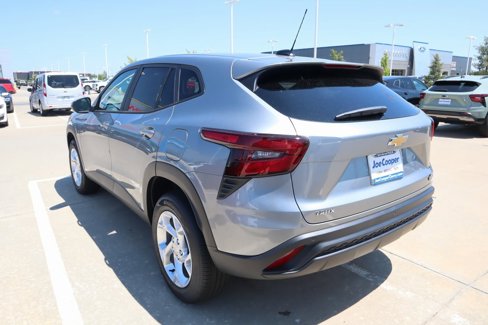New 2025 Chevrolet Trax LS w/ LS Convenience Package image 22