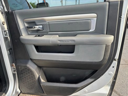 Used 2014 RAM 1500 Outdoorsman image 27