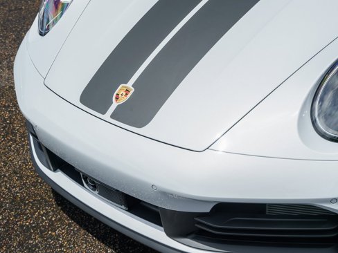 Used 2025 Porsche 911 Carrera image 22