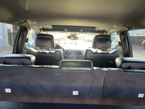 Used 2019 Jeep Grand Cherokee Limited image 11